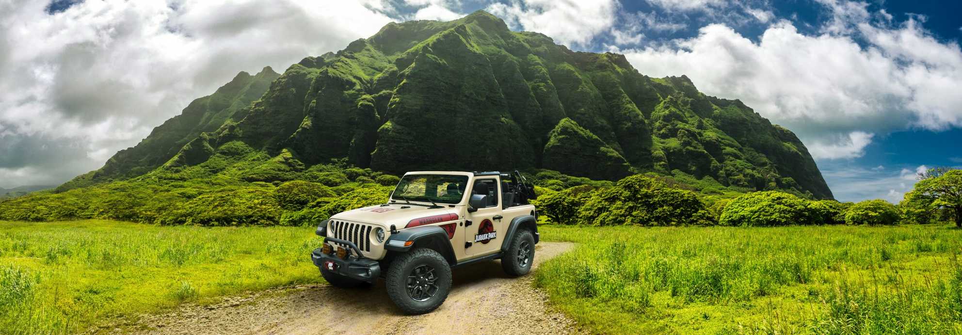 Jeep Graphic Studio Launches Vehicle Graphics Package to Celebrate Jurassic Park’s 30th Anniversary!