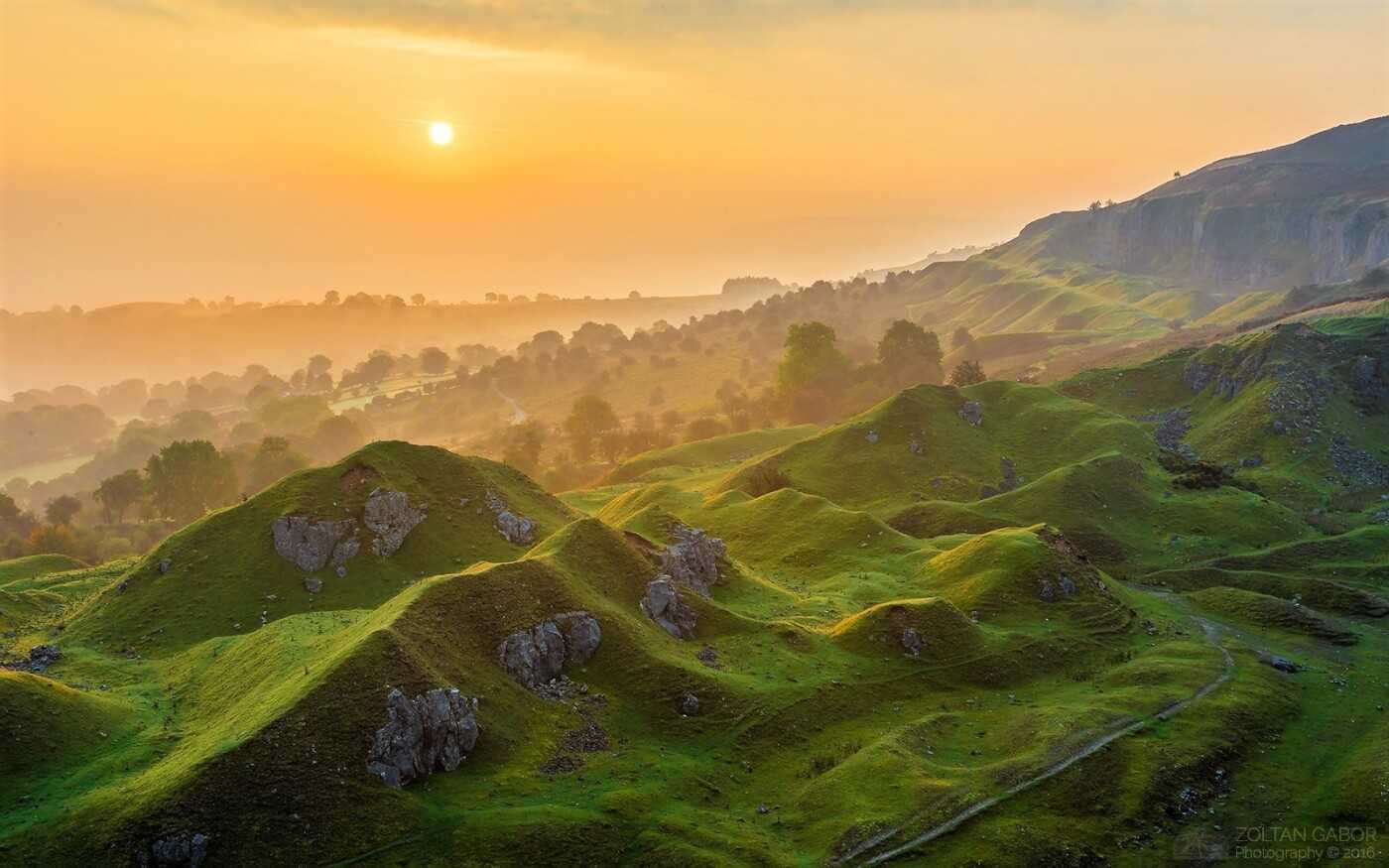 Spanish Magazine Confirms Jurassic World 2 Will Shoot in Brecon Beacons, Wales